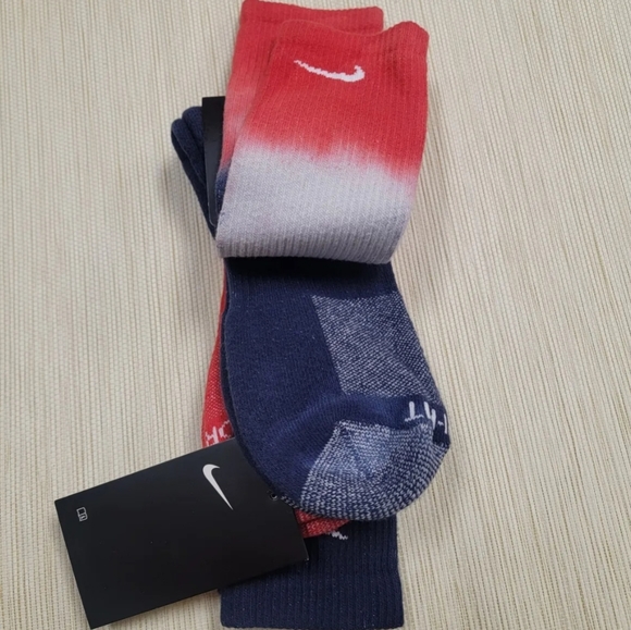 NWT Unisex Nike Everyday Plus Cushioned Crew Socks 2 Pairs - Picture 3 of 8